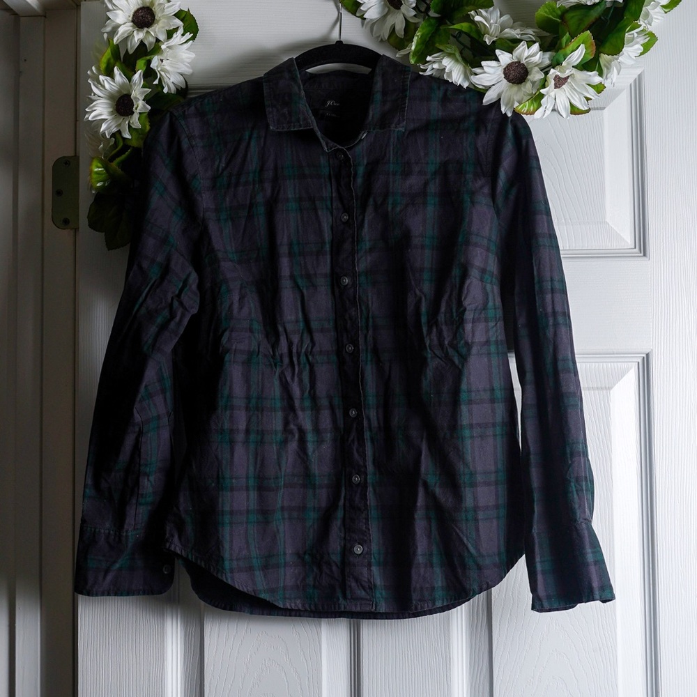 J. Crew Plaid Shirt Button Down Green Navy Blue Black Slim Fit Women’s size 8